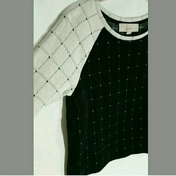 LOFT Raglan Plaid Small Crop Sweatshirt (B) - Picture 6 of 7